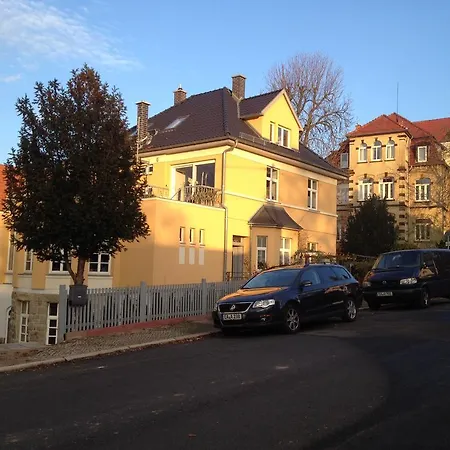 Maisonette Südstadtvilla Apartment