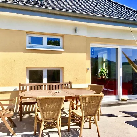 Maisonette Suedstadtvilla شقة إيزيناخ