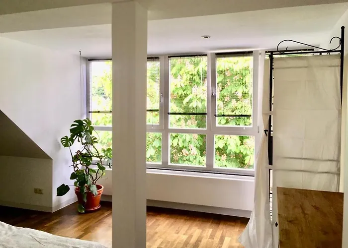 Maisonette Südstadtvilla Apartment *